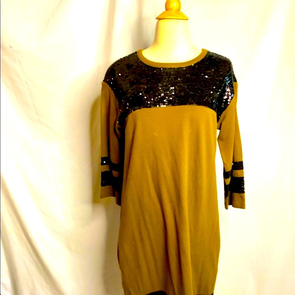 H&M dress with black sequins and pockets Size 4